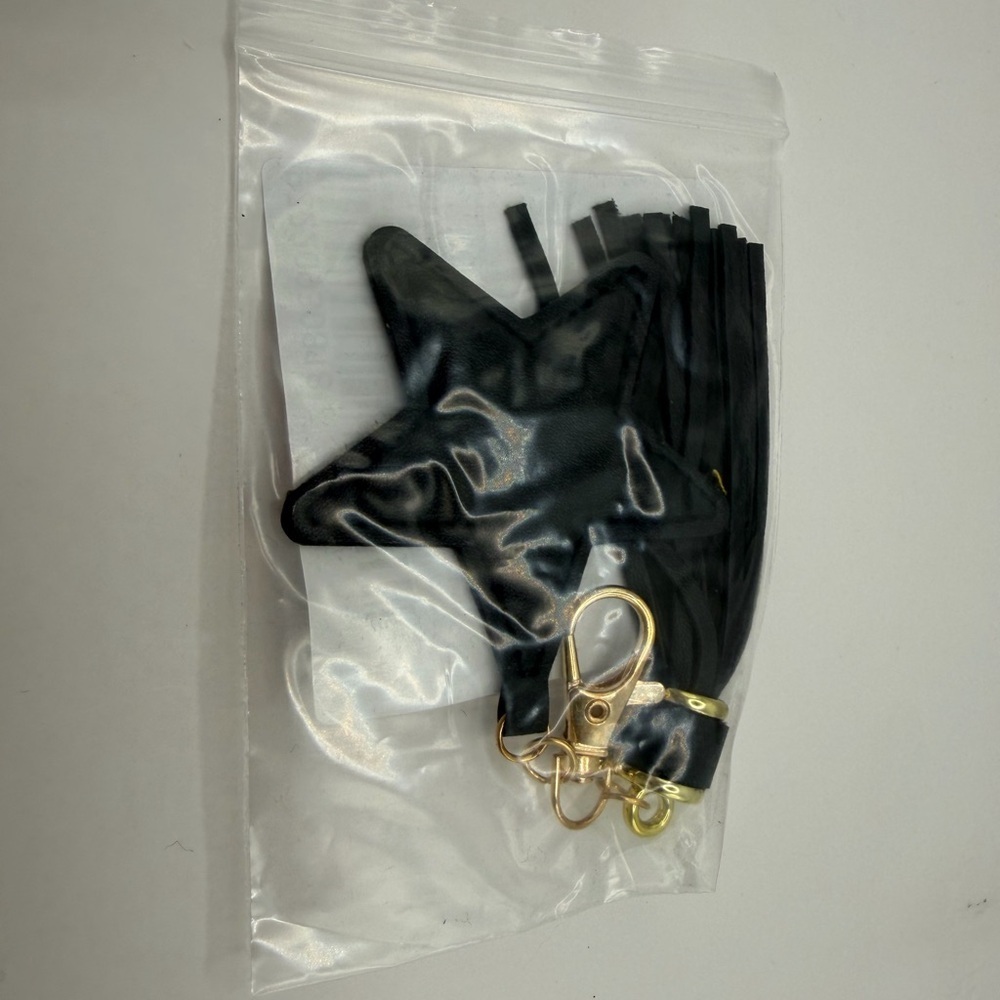 Black Star Keychain Bag Charm with Tassel NWT - Picture 2 of 5